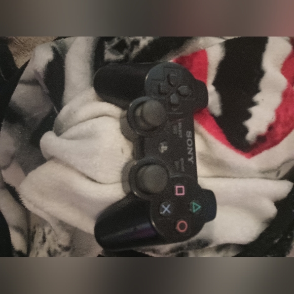 PS3 Sixaxis Wireless Controller - Picture 3 of 5